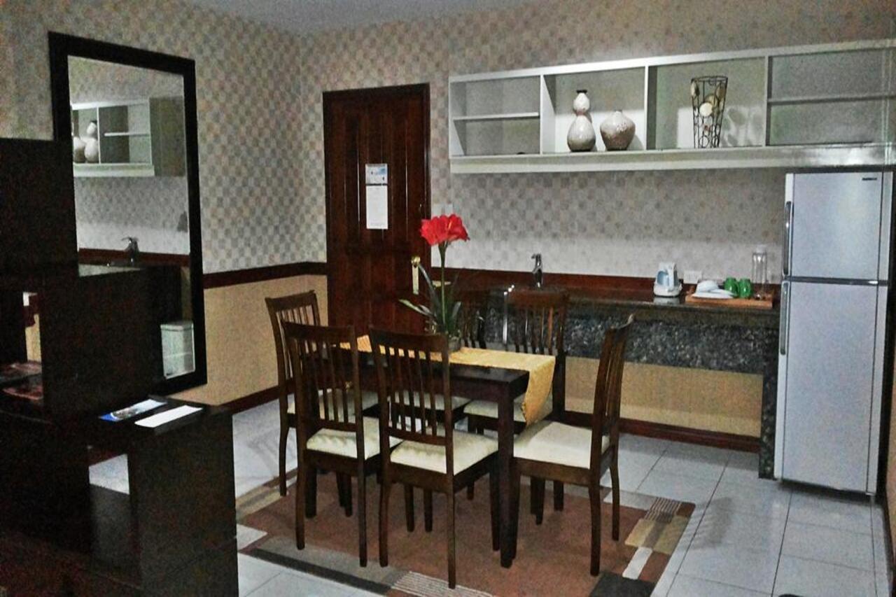 Subic Residencias Olongapo Exterior foto