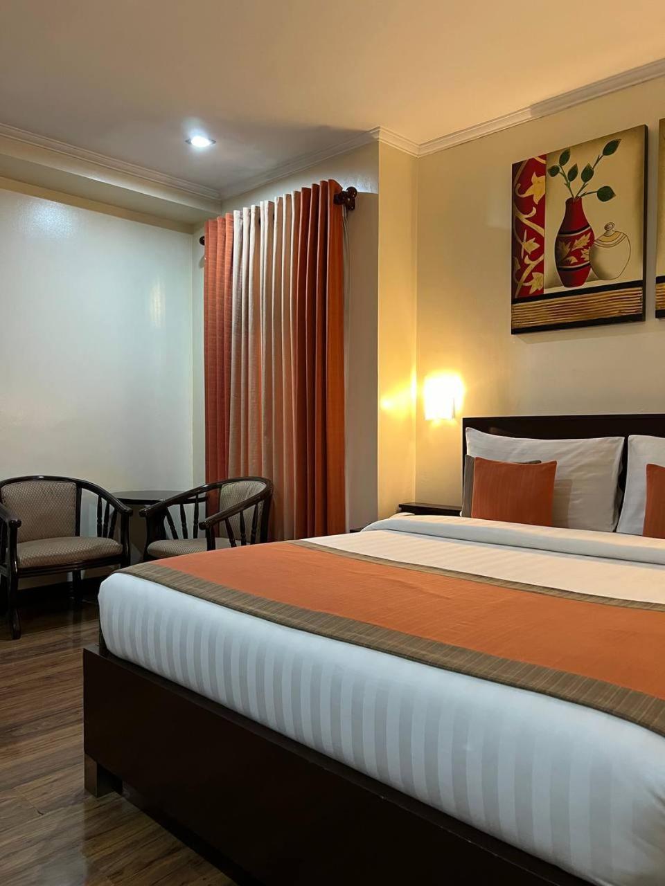 Subic Residencias Olongapo Exterior foto