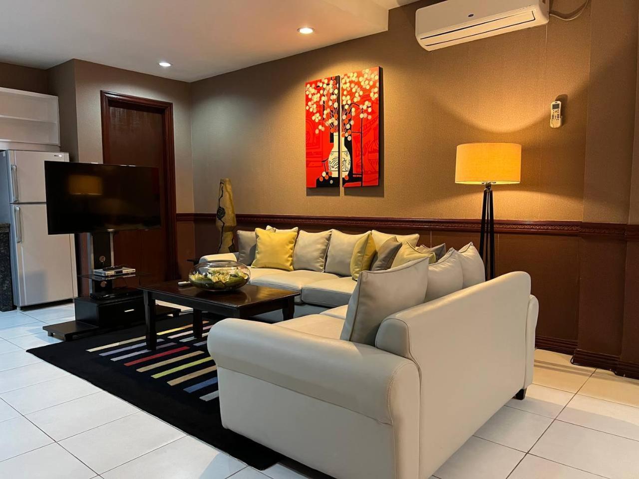 Subic Residencias Olongapo Exterior foto