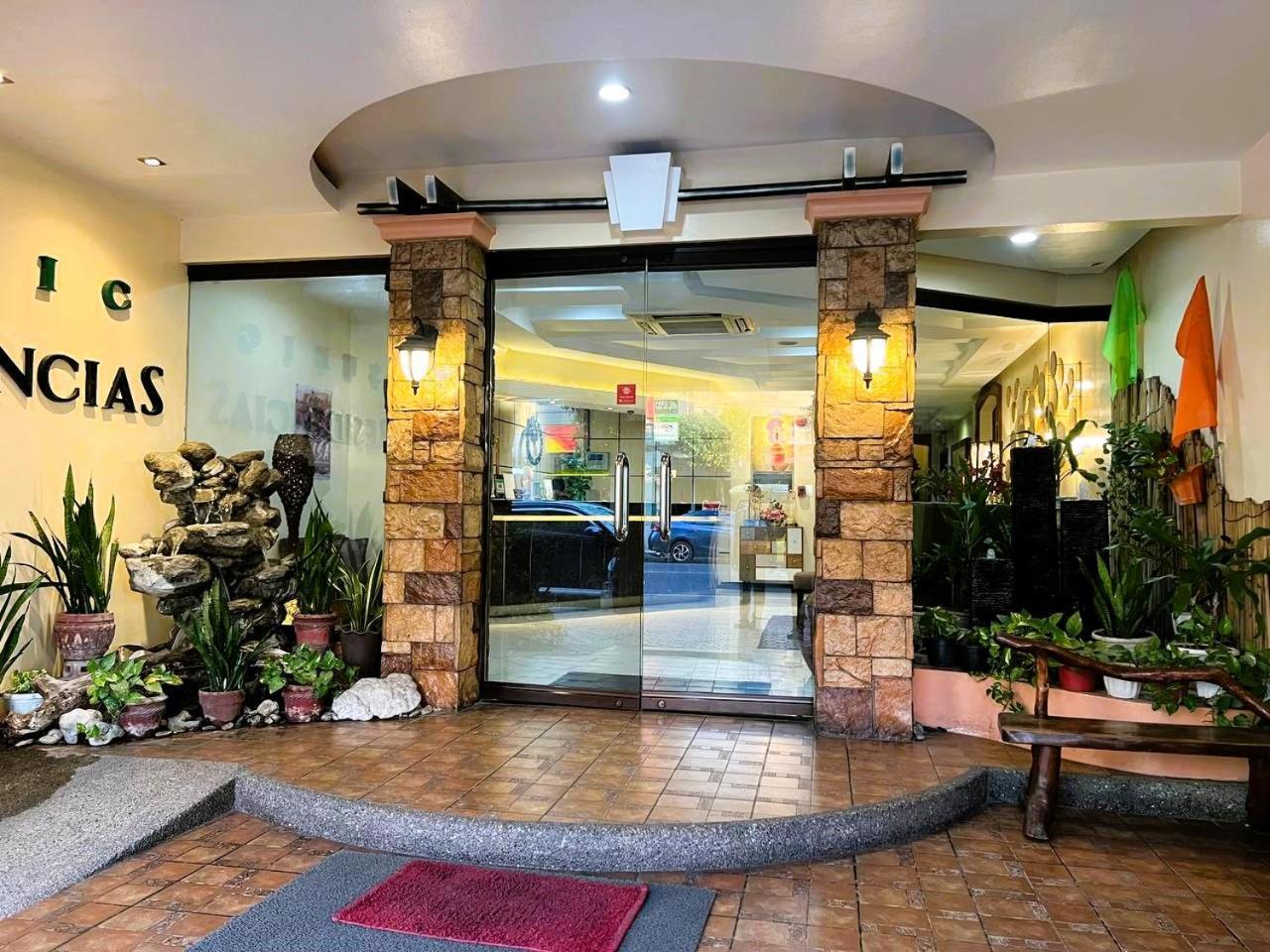 Subic Residencias Olongapo Exterior foto